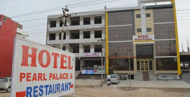 Hotel Pearl Palace Udaipur Exteriör bild